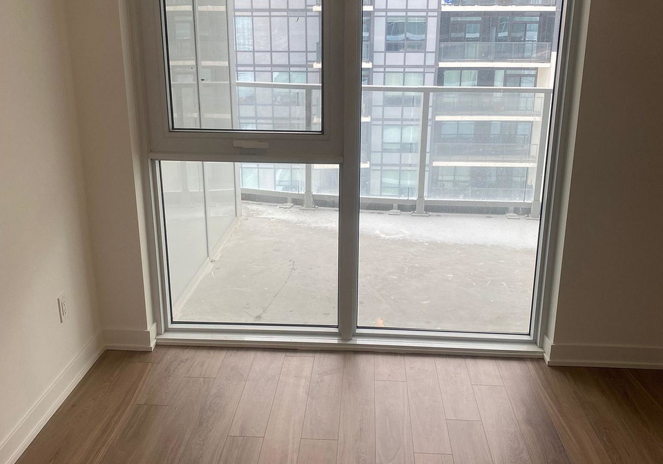 1010-sandy-beach-road-pickering-ontario-e12878520