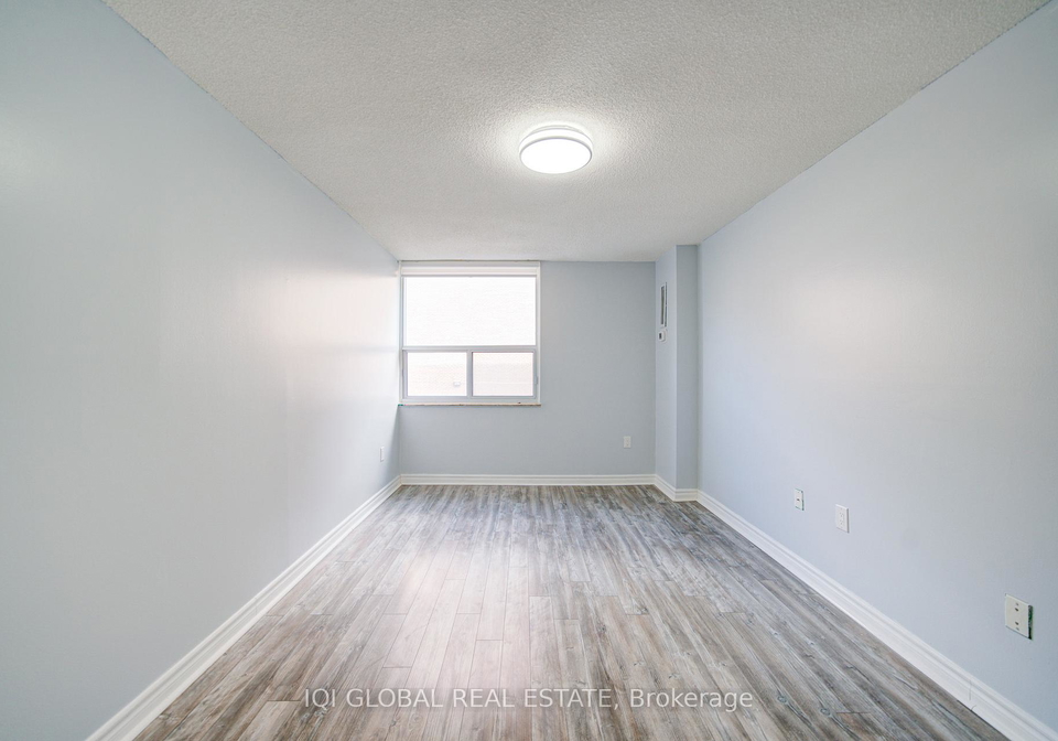 4062-lawrence-avenue-e-scarborough-ontario-e12879096