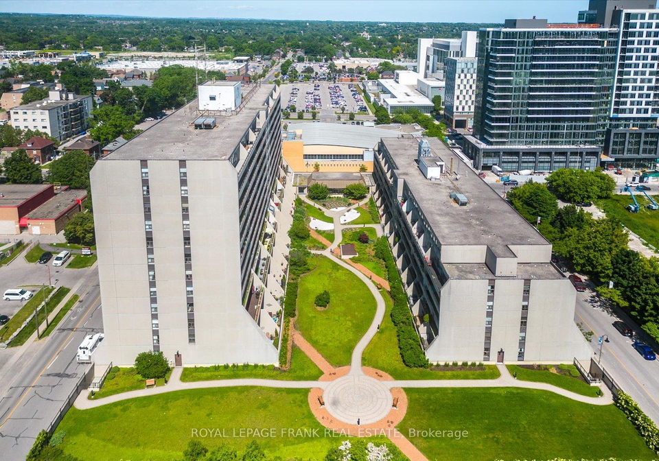 55-william-street-e-oshawa-ontario-e12879310