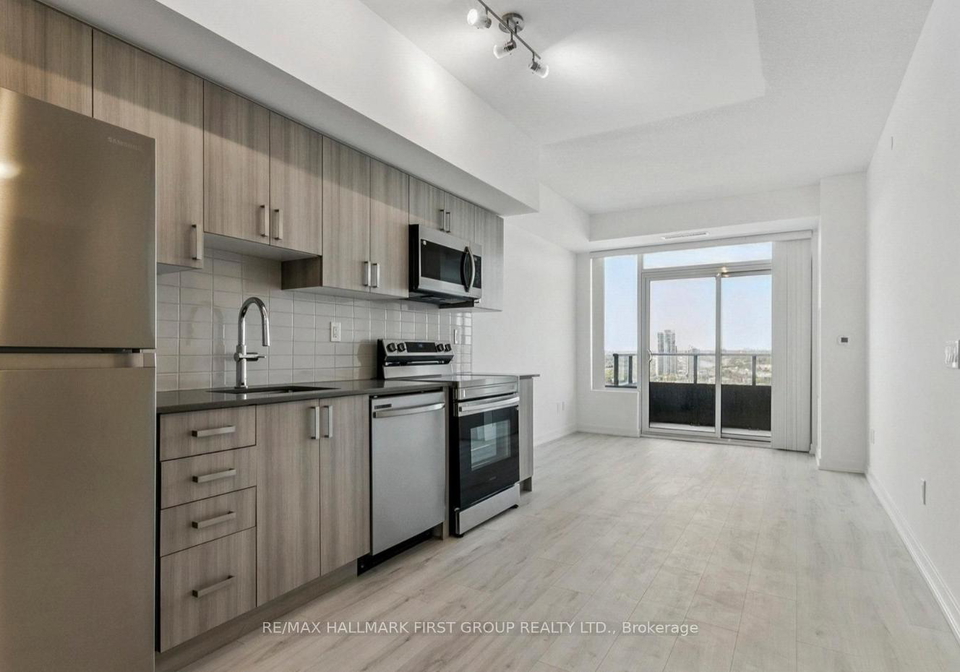 1435-celebration-drive-pickering-ontario-e12880372