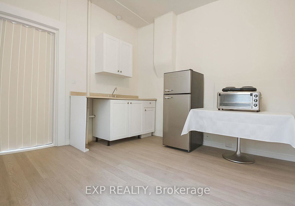 207-gamble-avenue-east-york-ontario-e12881038