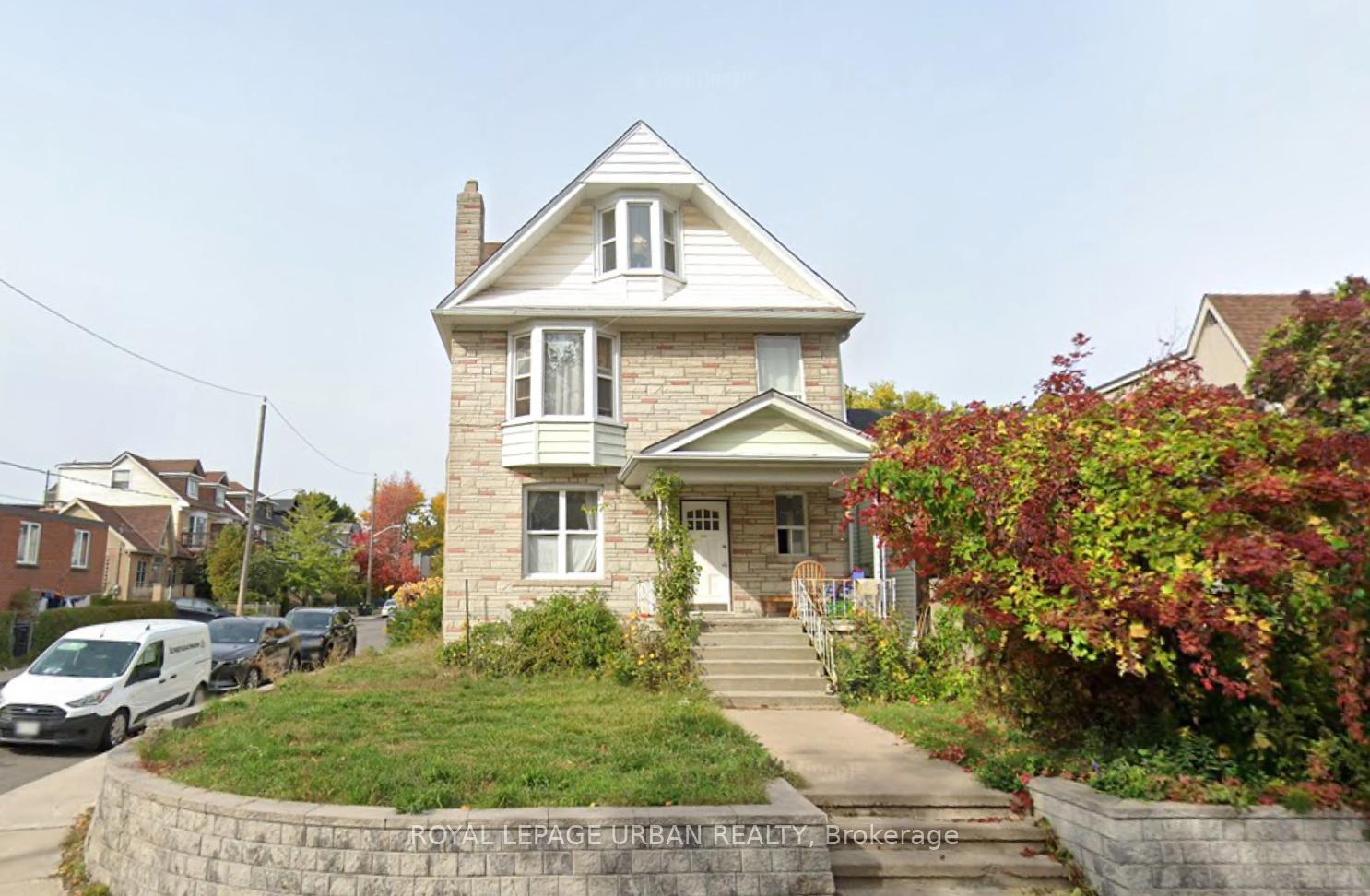 12-gertrude-place-east-york-ontario-e12882030