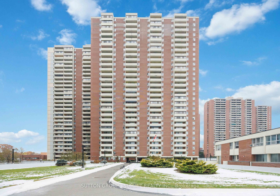 5-massey-square-east-york-ontario-e12882394