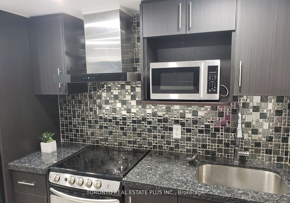 88-harris-avenue-toronto-ontario-e12883018