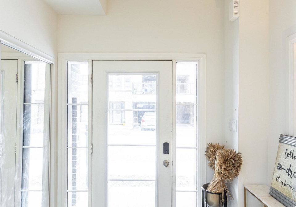 224-lord-elgin-lane-clarington-ontario-e12883238