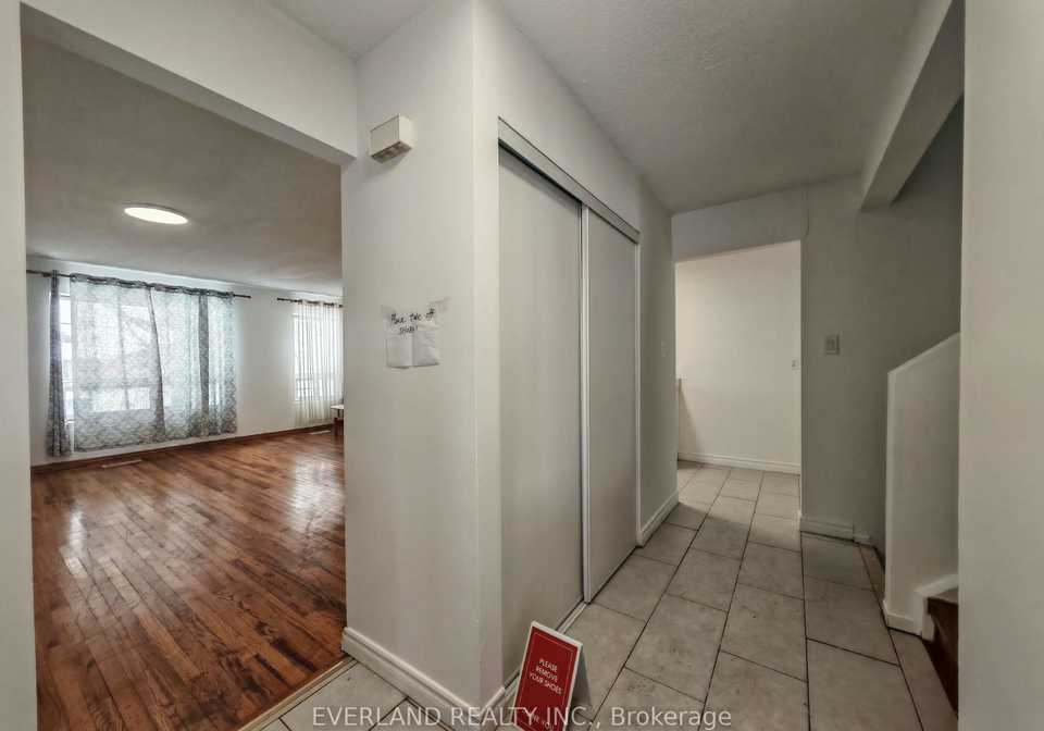 18-camberley-court-scarborough-ontario-e12884760