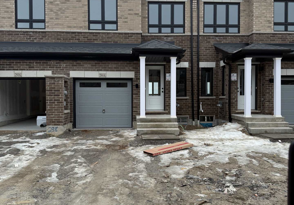 2914-peter-matthews-drive-pickering-ontario-e12884904