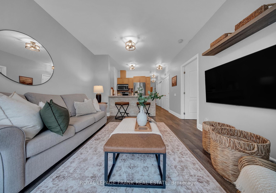 44-bond-street-w-oshawa-ontario-e12885390