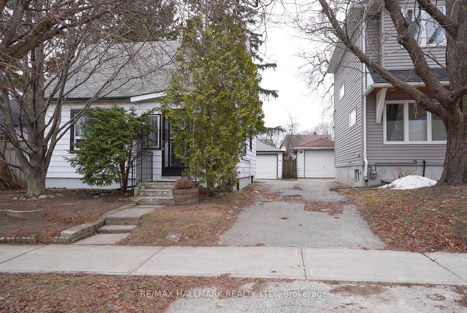 6-warvet-crescent-east-york-ontario-e12885998