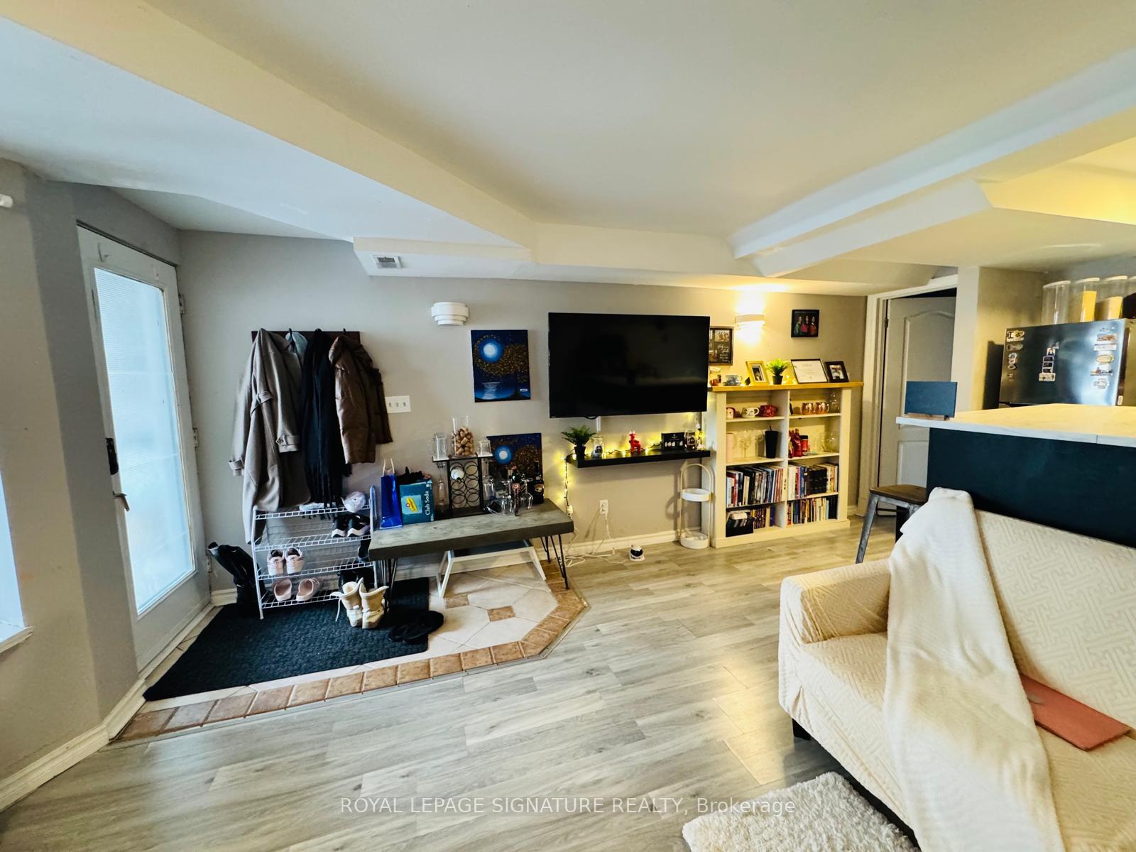 87-leroy-avenue-east-york-ontario-e12886260