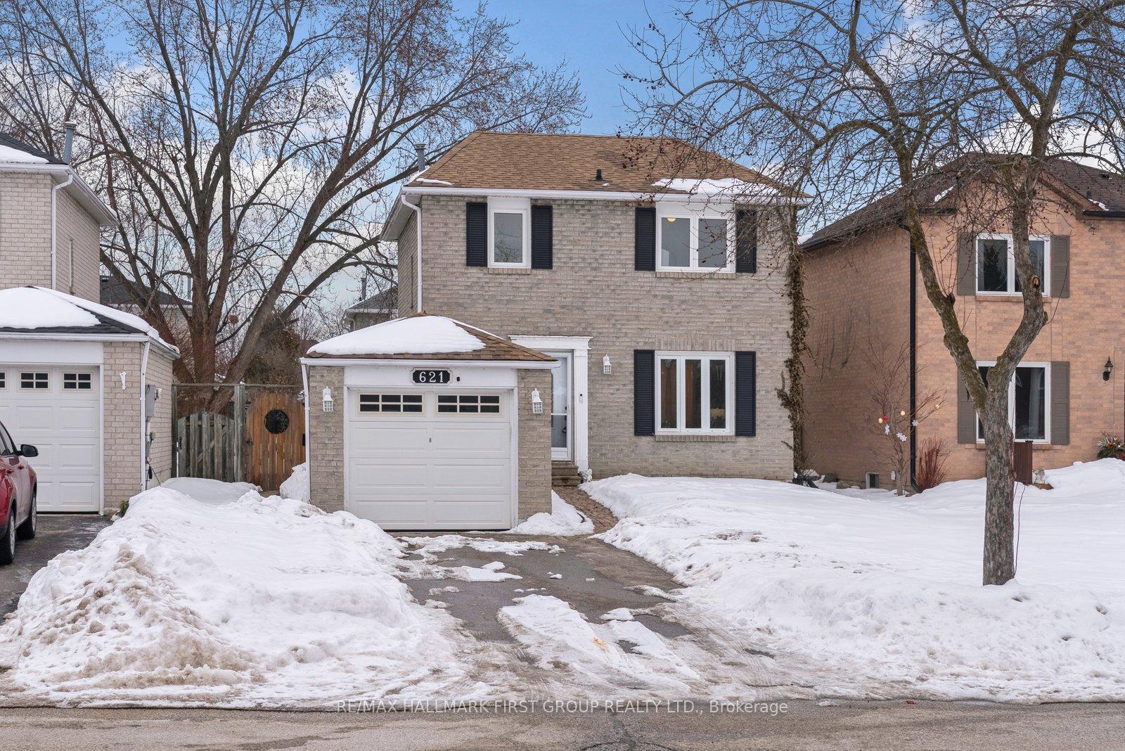 621-beckworth-square-pickering-ontario-e12886538