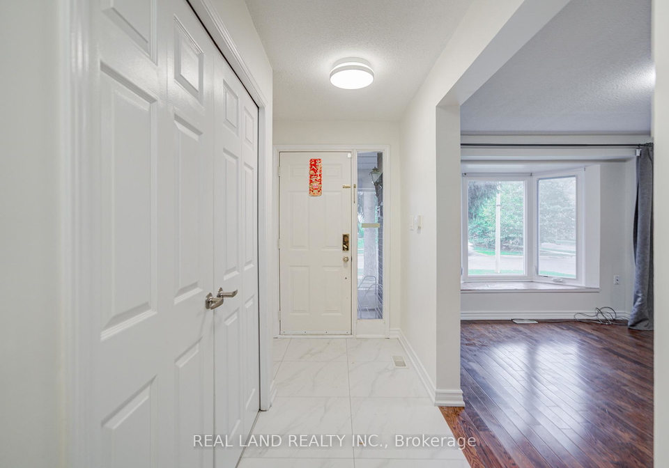 46-wintermute-boulevard-scarborough-ontario-e12887448