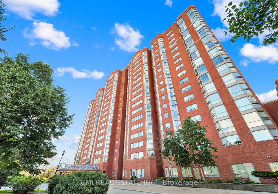 2466-eglinton-avenue-e-scarborough-ontario-e12887644