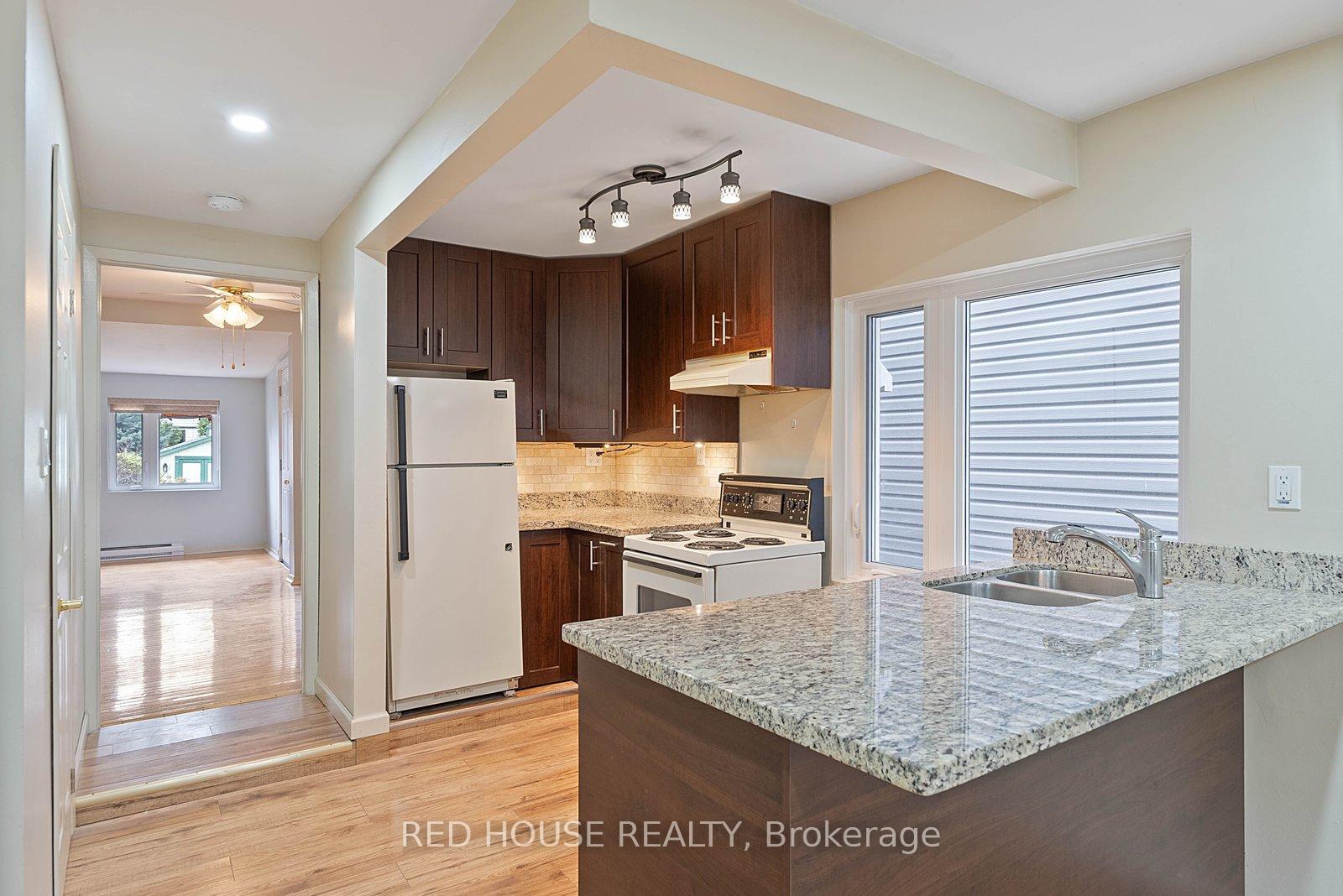 37-connaught-avenue-toronto-ontario-e12887728