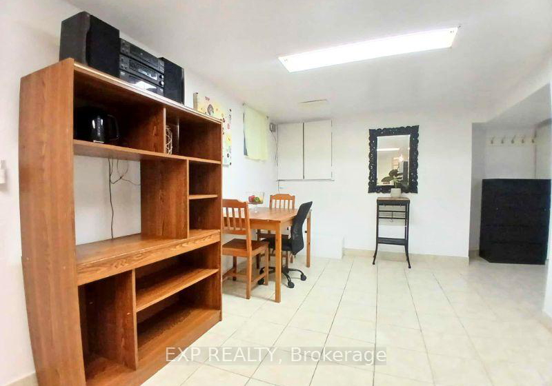 931-pape-avenue-east-york-ontario-e12888122
