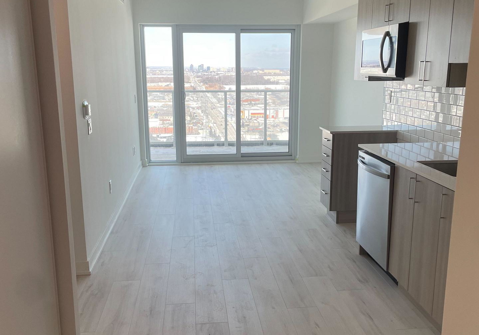 1010-sandy-beach-road-pickering-ontario-e12888588