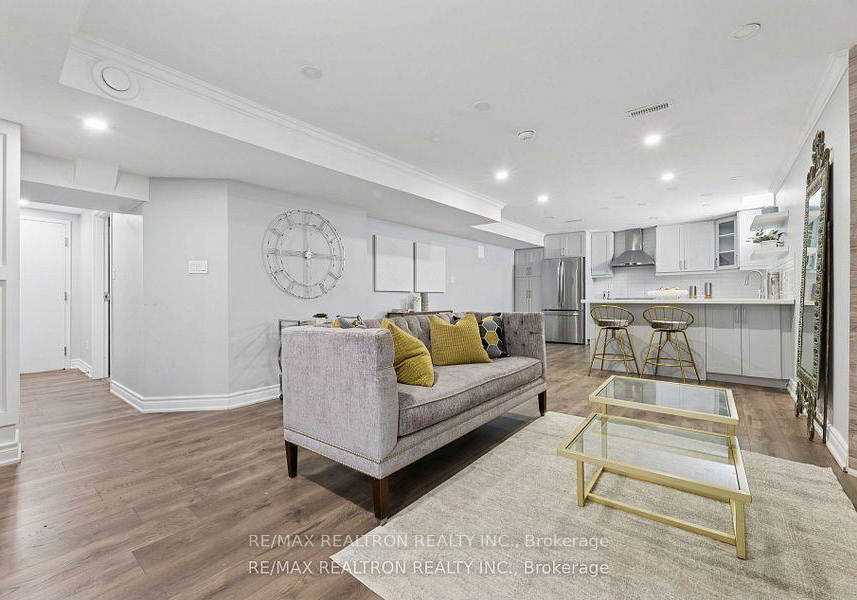 11-shorten-place-ajax-ontario-e12889554