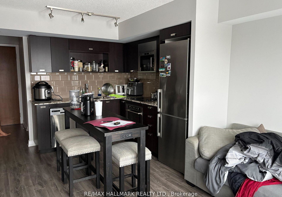 275-village-green-square-scarborough-ontario-e12890168