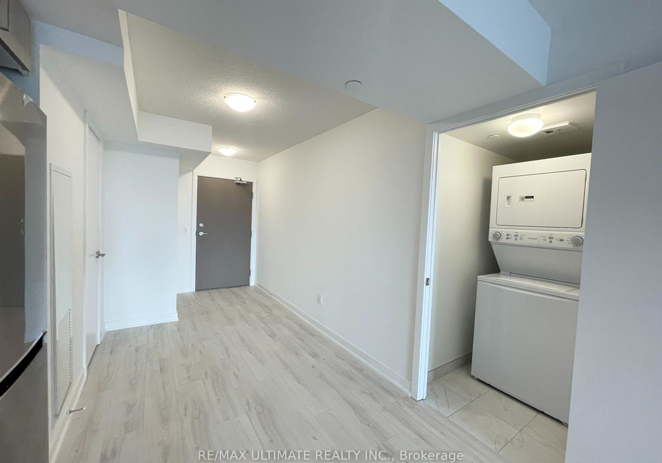 1010-sandy-beach-road-pickering-ontario-e12890400
