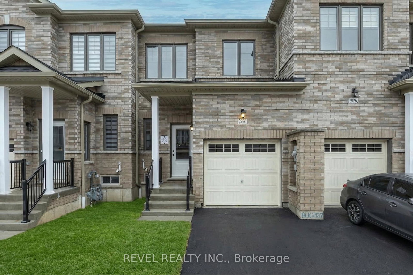 2926-peter-matthew-drive-pickering-ontario-e12890500
