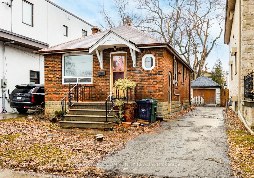 71-lesmount-avenue-east-york-ontario-e12890554