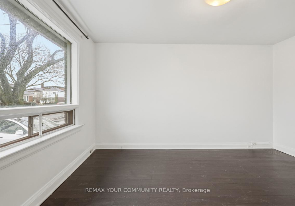71-lesmount-avenue-east-york-ontario-e12890554