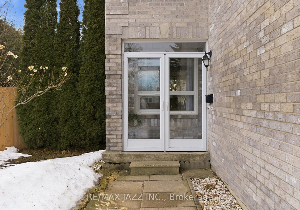 222-sandringham-drive-clarington-ontario-e12890570