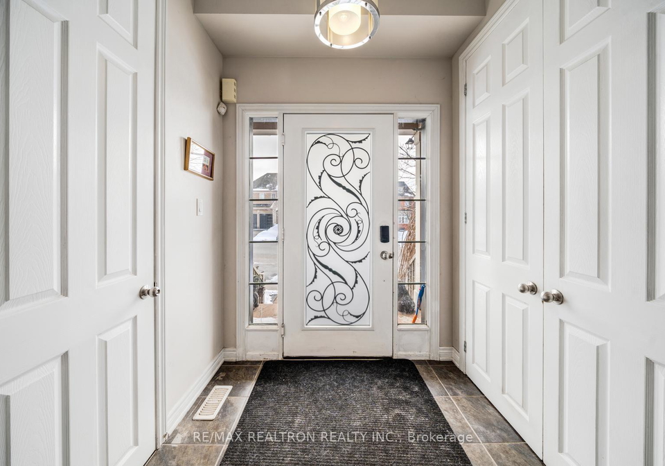 22-northern-dancer-drive-oshawa-ontario-e12890724