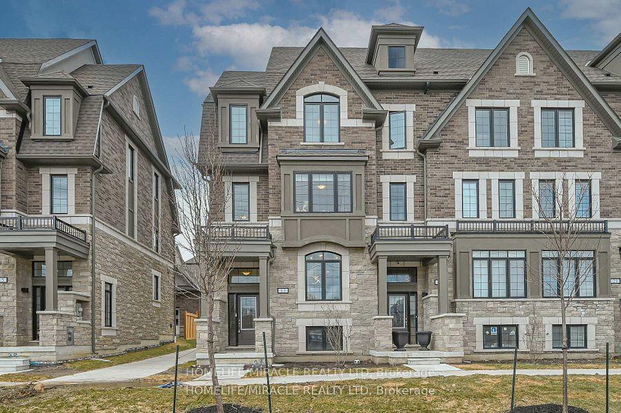 17-selfridge-way-whitby-ontario-e12890726