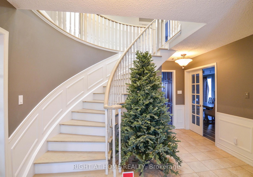 19-willowbrook-drive-whitby-ontario-e12891320