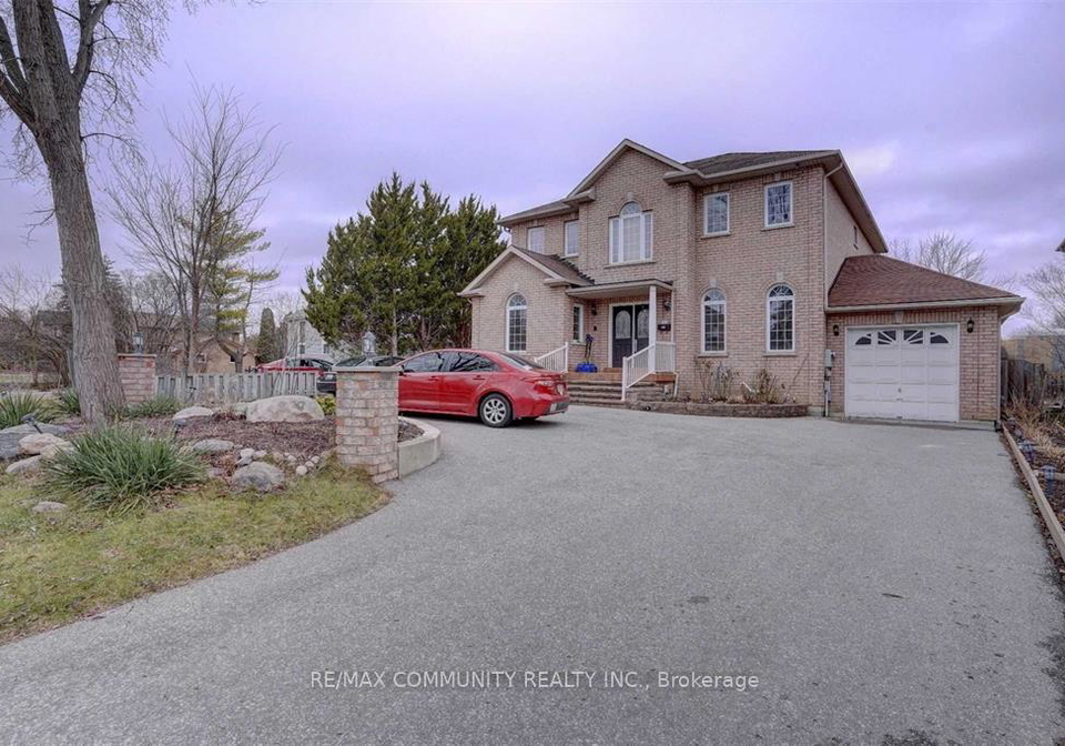208-twyn-rivers-drive-pickering-ontario-e12891466