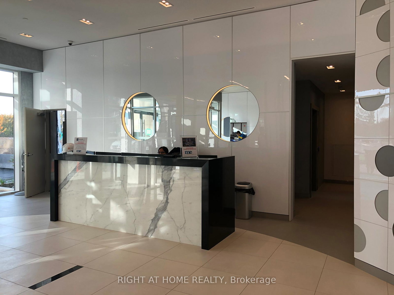 30-meadowglen-place-scarborough-ontario-e12891614