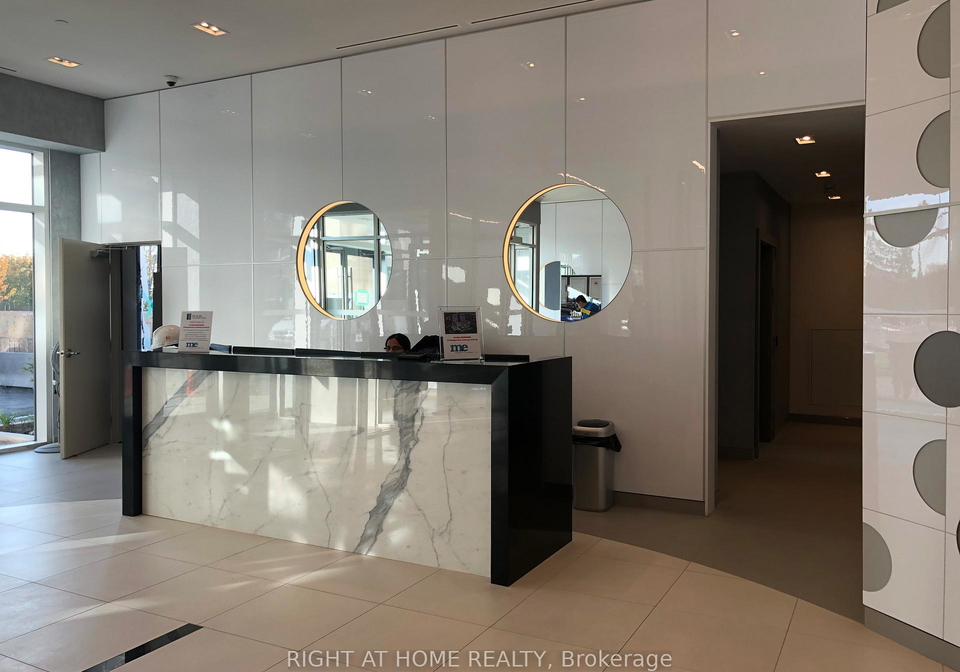30-meadowglen-place-scarborough-ontario-e12891614