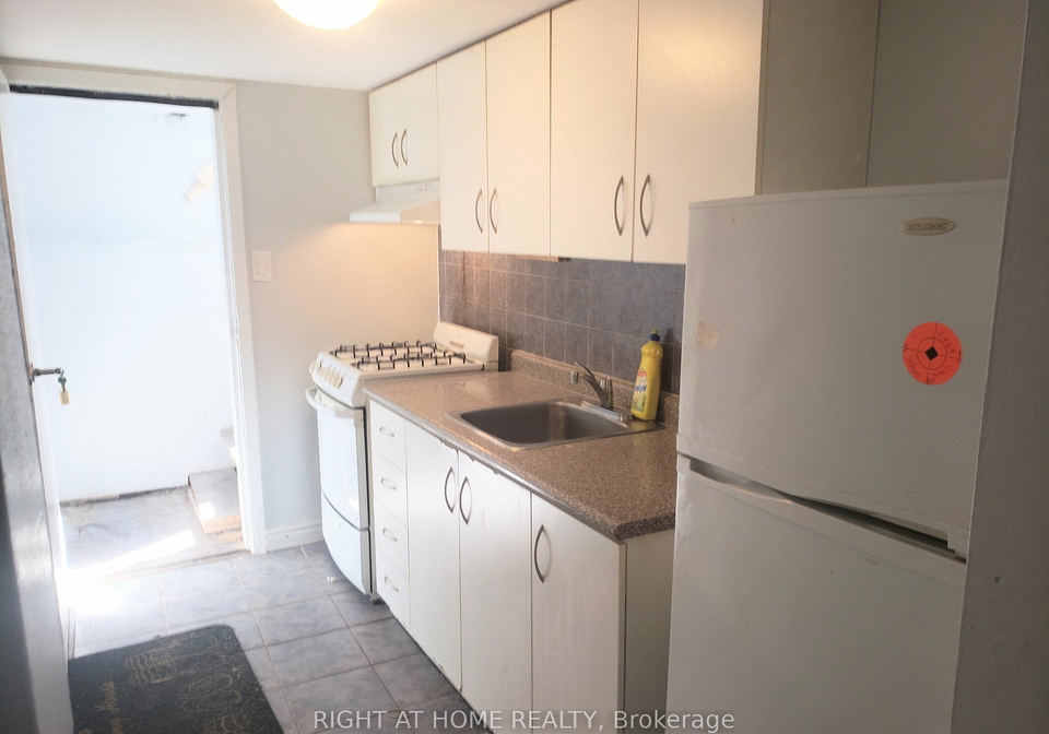 685-greenwood-avenue-east-york-ontario-e12891904