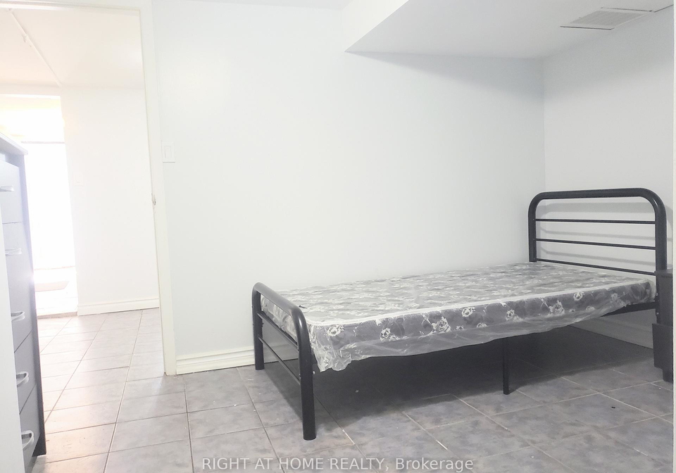 685-greenwood-avenue-east-york-ontario-e12891904