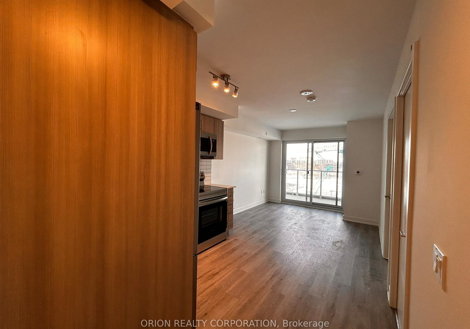 1010-sandy-beach-road-pickering-ontario-e12892334
