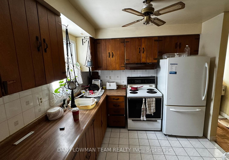 42-plumridge-court-ajax-ontario-e12893020