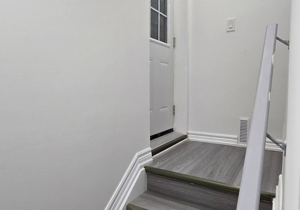 36-crombie-street-clarington-ontario-e12893462