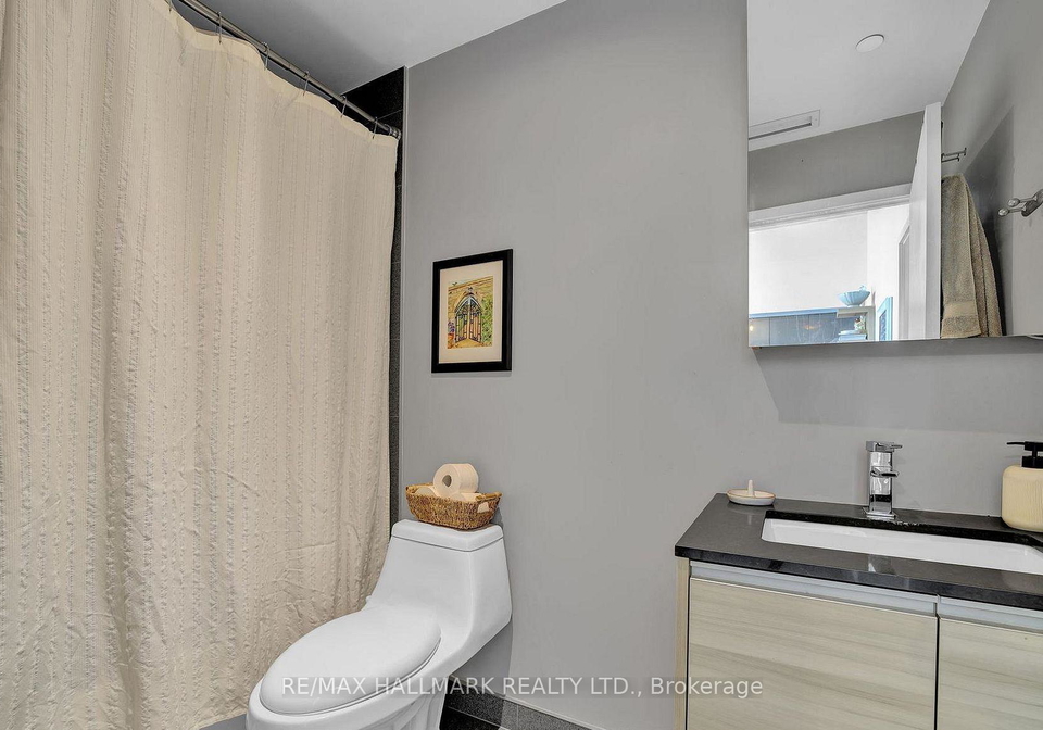 1238-dundas-street-e-toronto-ontario-e12893744