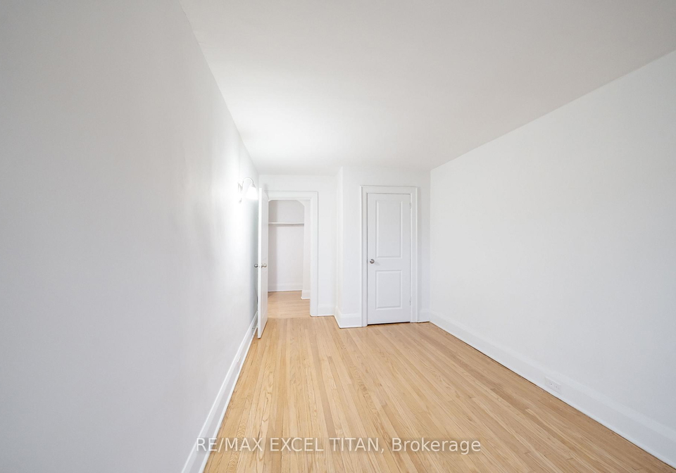 4-kingston-road-toronto-ontario-e12893784