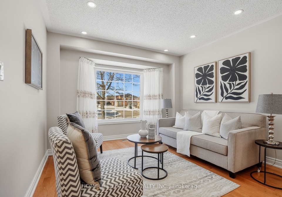 42-panda-square-scarborough-ontario-e12893892