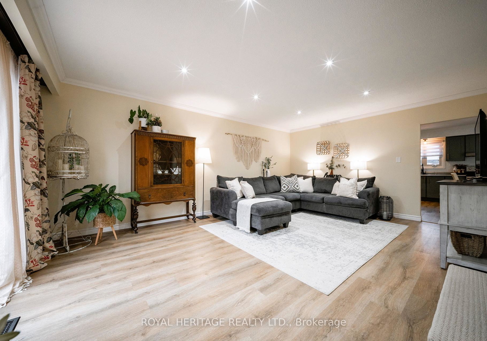 198-barkley-crescent-oshawa-ontario-e12894100