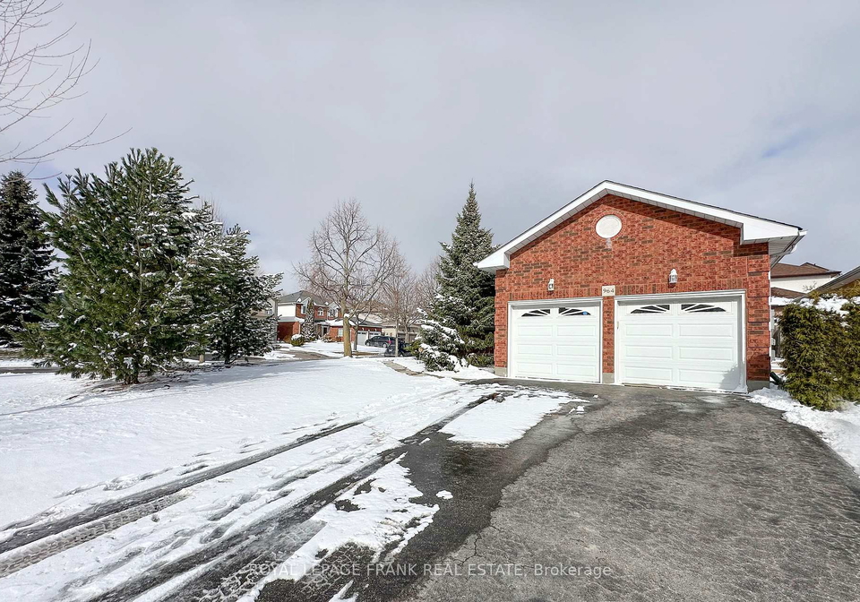 964-deer-valley-drive-oshawa-ontario-e12894302