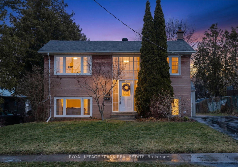 923-greenwood-crescent-whitby-ontario-e12894320