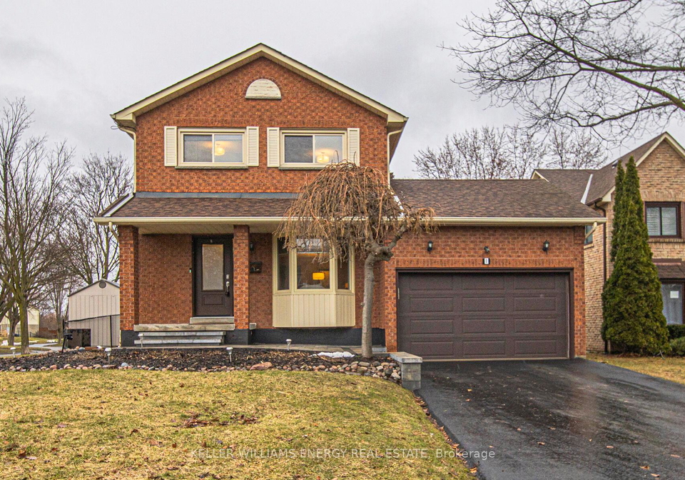 1-nearctic-court-whitby-ontario-e12894348