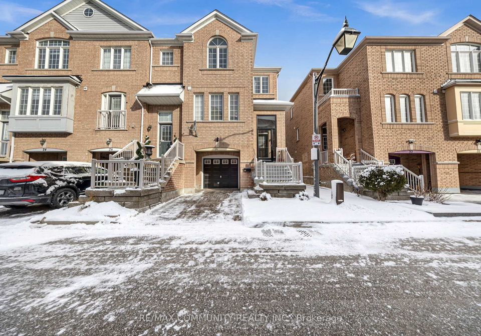 28-ignatius-lane-scarborough-ontario-e12894926