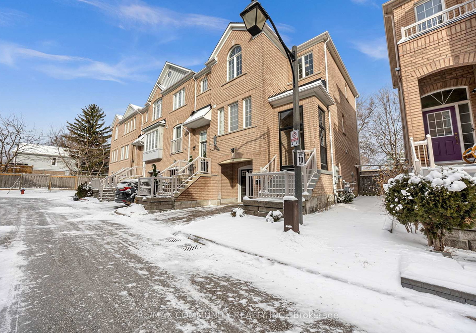 28-ignatius-lane-scarborough-ontario-e12894926