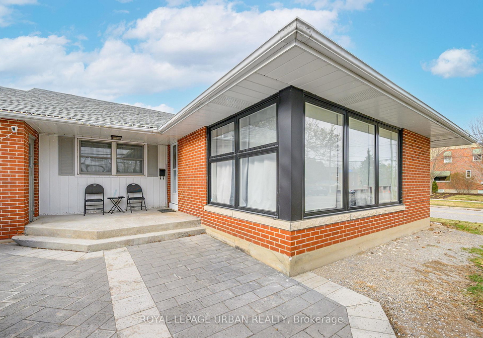 92-rossland-road-e-oshawa-ontario-e12895152