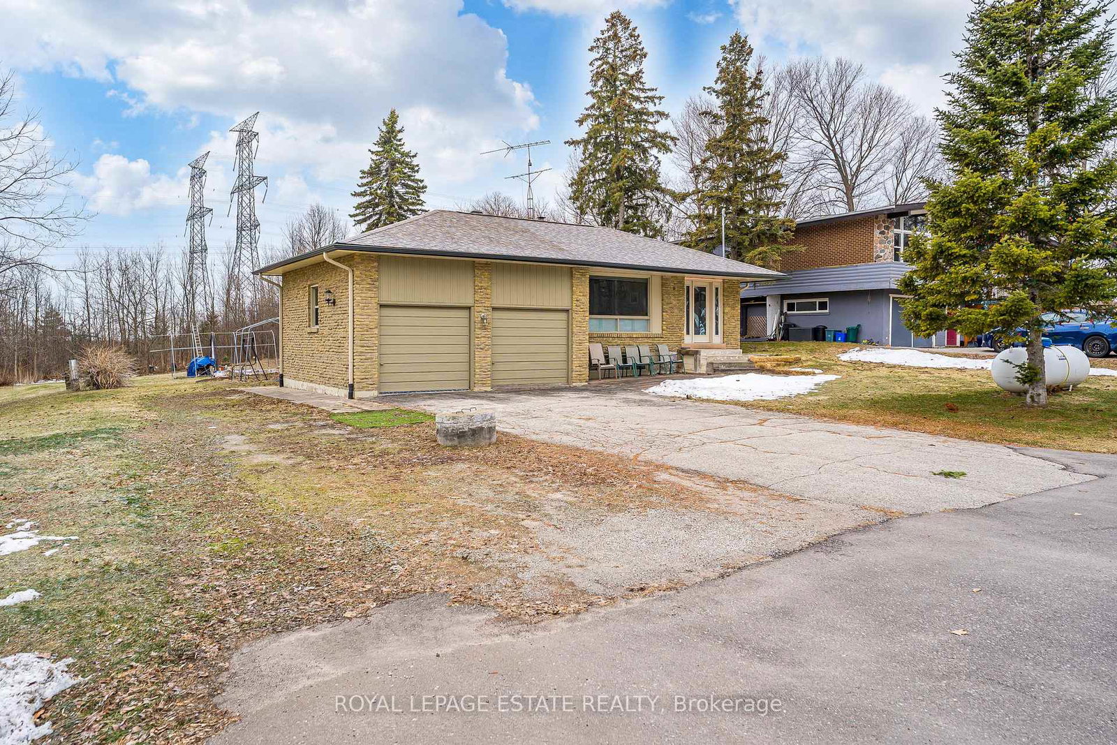 2-jomar-avenue-pickering-ontario-e12895246