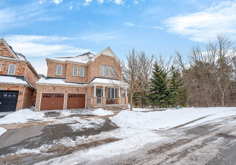 33-wilsongary-circle-ajax-ontario-e12895424